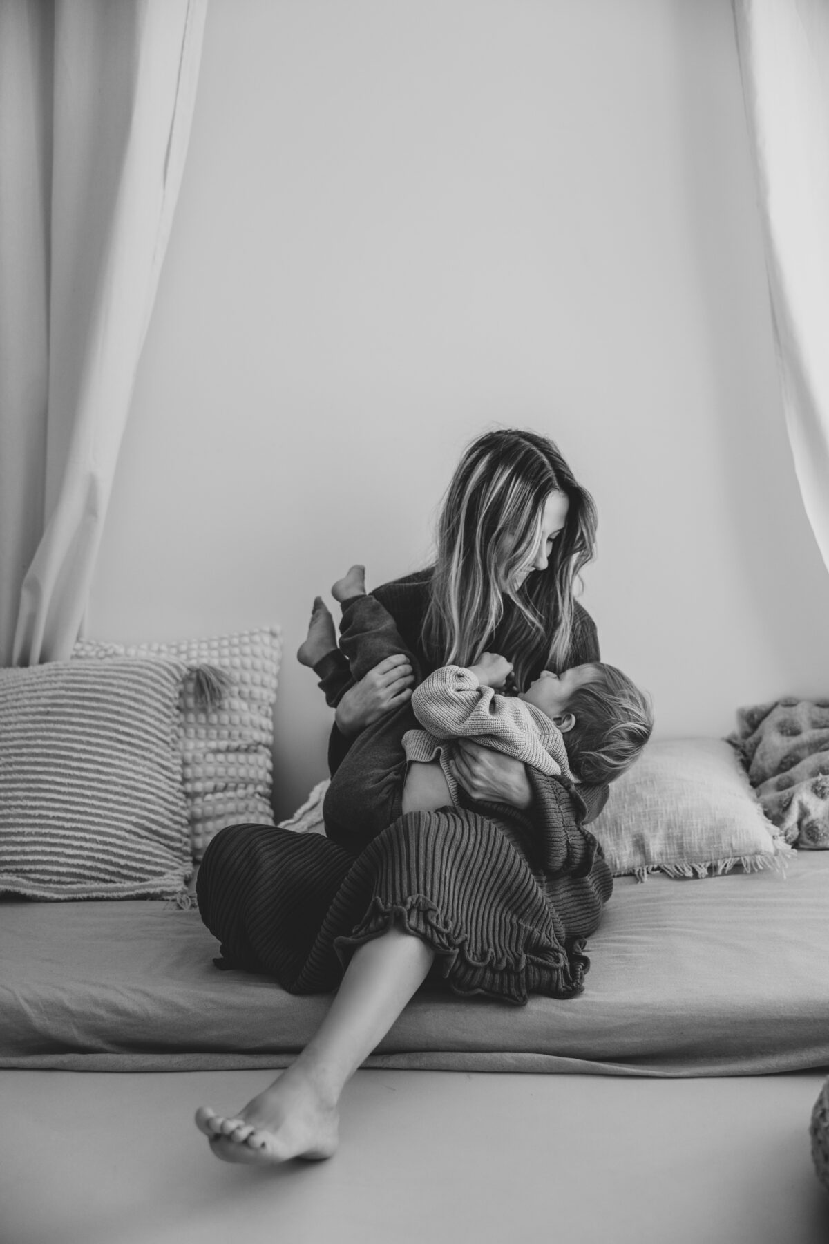 Agata z synem sesja rodzinna w studio Poznań Lusowo Lusówko fotograf Katarzyna Kitajgrodzka Flarra ()