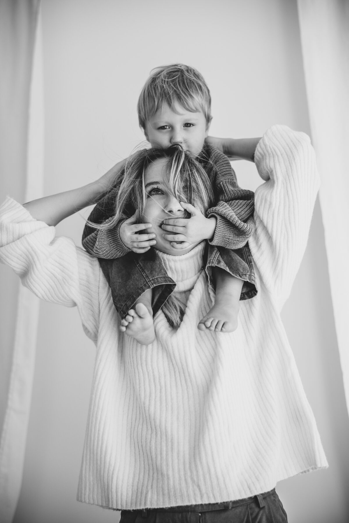 Agata z synem sesja rodzinna w studio Poznań Lusowo Lusówko fotograf Katarzyna Kitajgrodzka Flarra ()