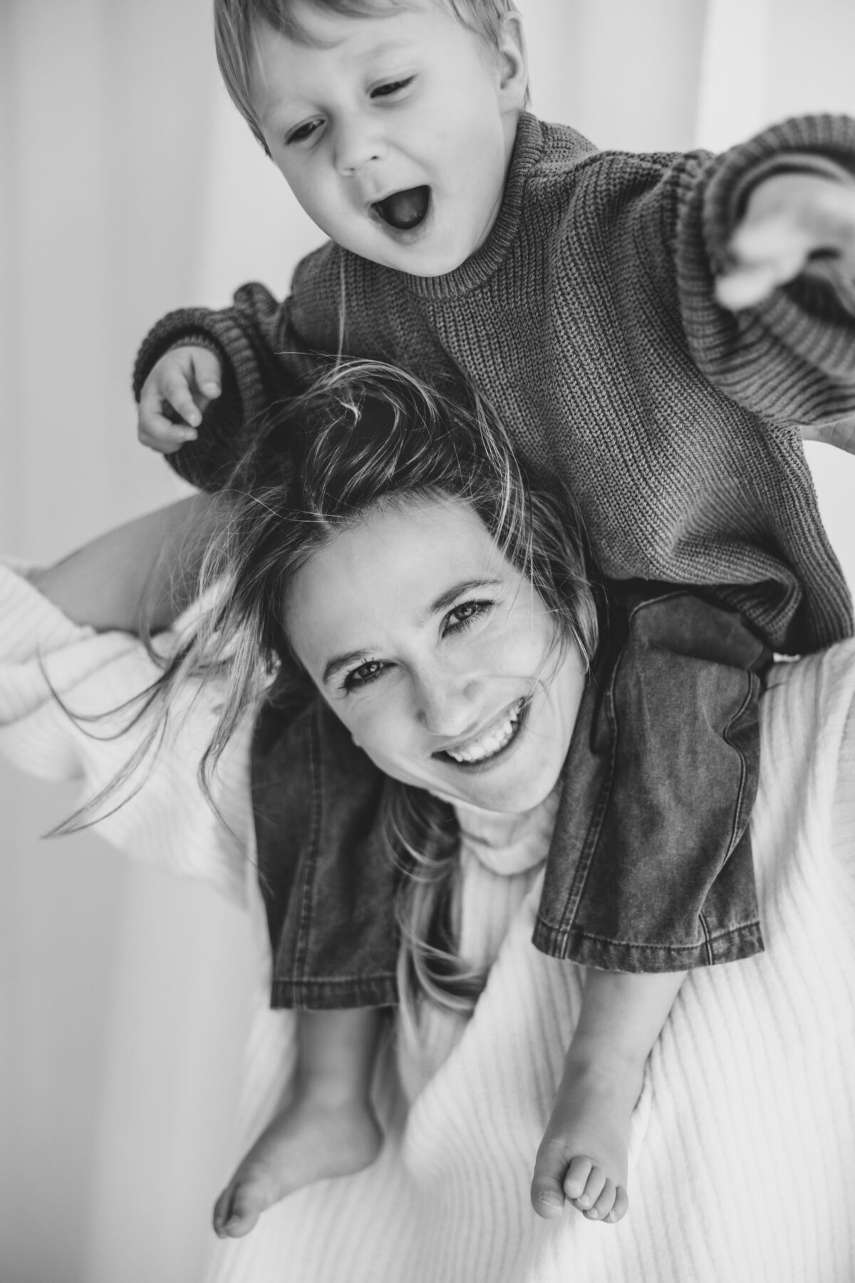 Agata z synem sesja rodzinna w studio Poznań Lusowo Lusówko fotograf Katarzyna Kitajgrodzka Flarra ()