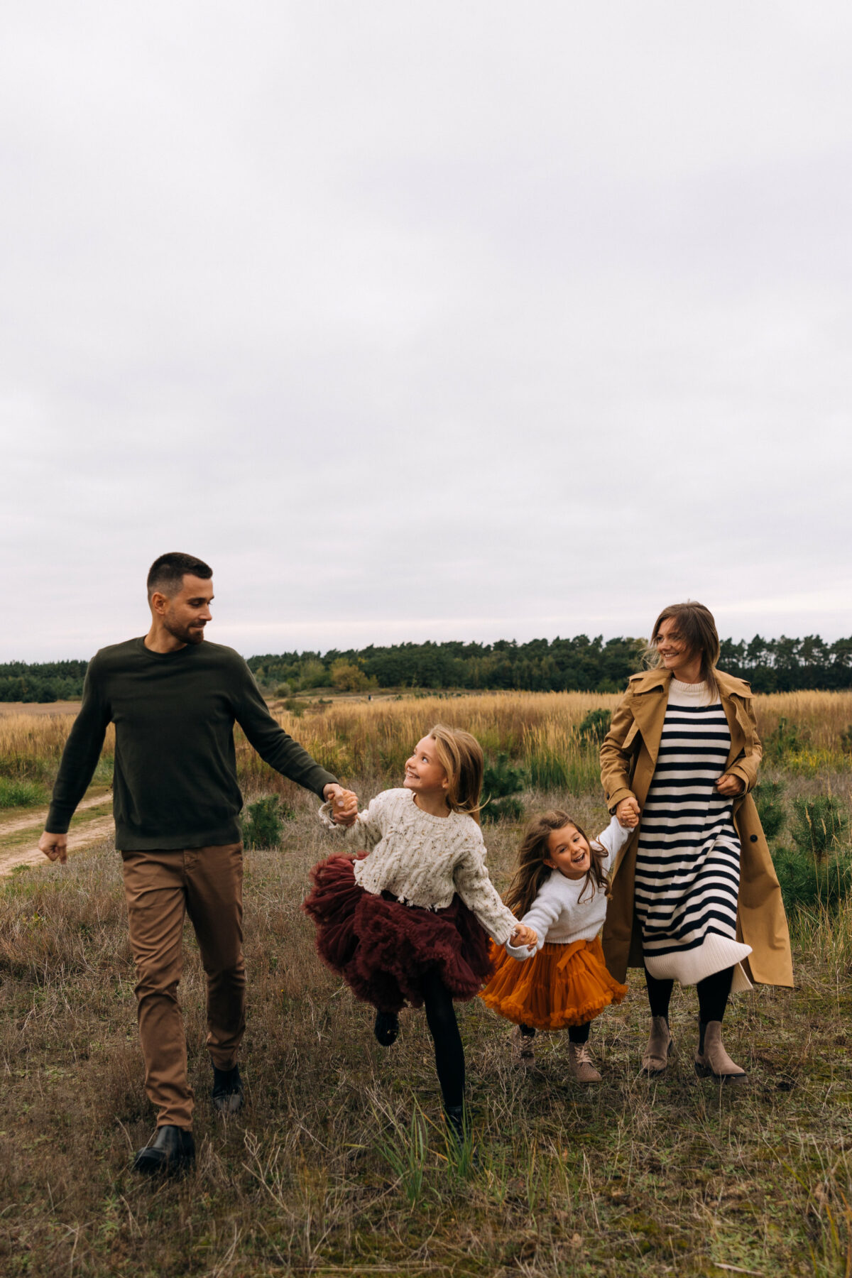 Ania z rodzina plener sesja fotograficzna rodzinna fotograf poznań Katarzyna Kitajgrodzka Flarra ()