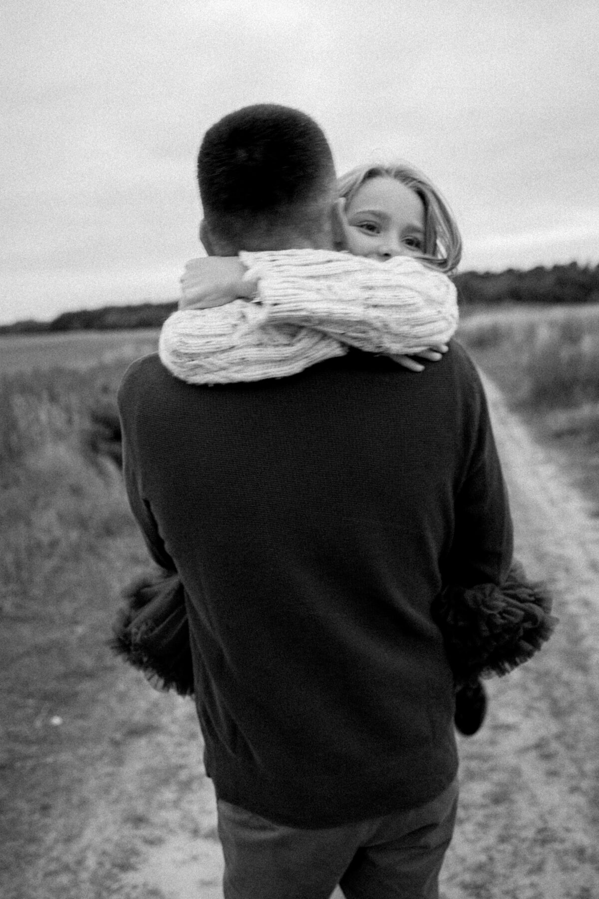 Ania z rodzina plener sesja fotograficzna rodzinna fotograf poznań Katarzyna Kitajgrodzka Flarra ()