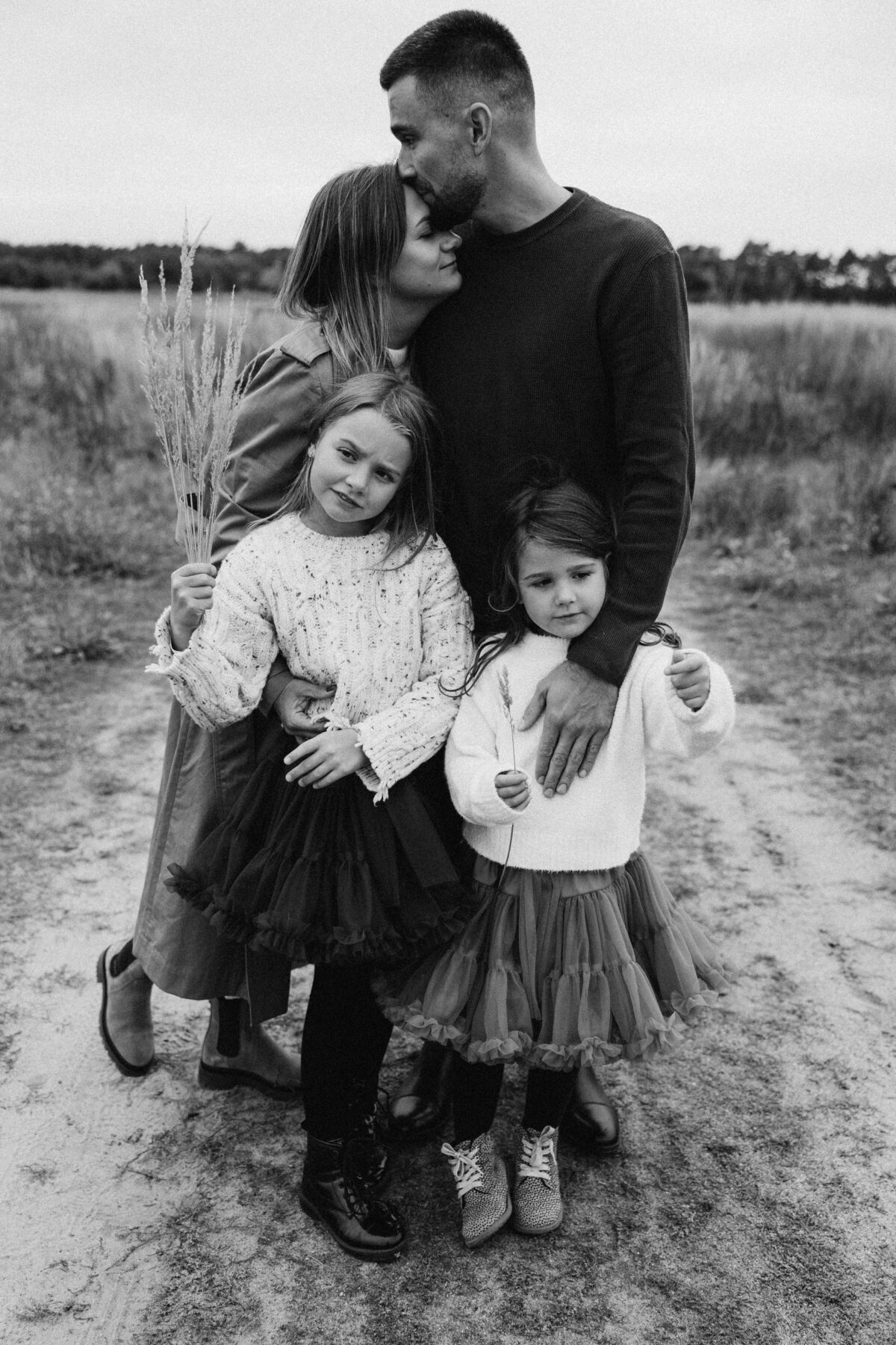 Ania z rodzina plener sesja fotograficzna rodzinna fotograf poznań Katarzyna Kitajgrodzka Flarra ()