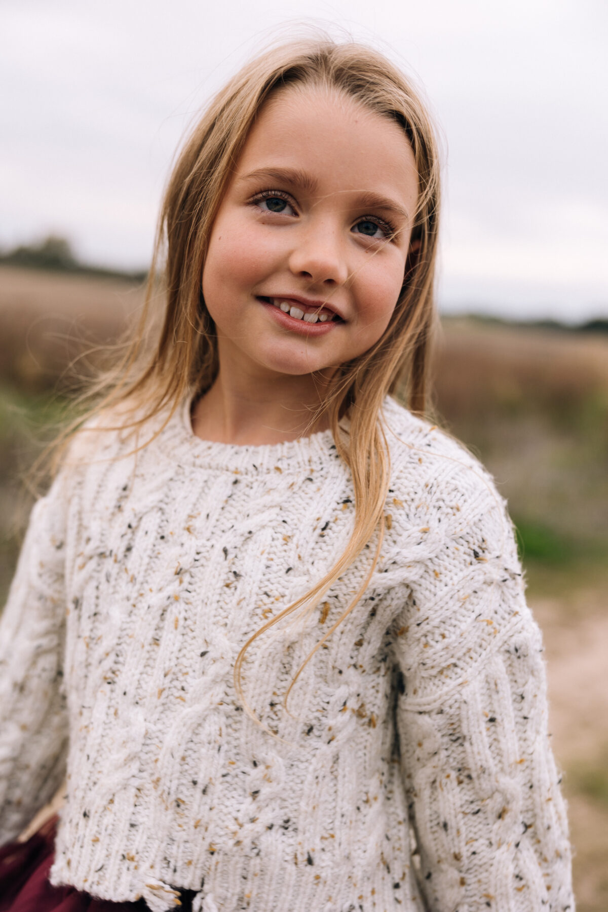 Ania z rodzina plener sesja fotograficzna rodzinna fotograf poznań Katarzyna Kitajgrodzka Flarra ()