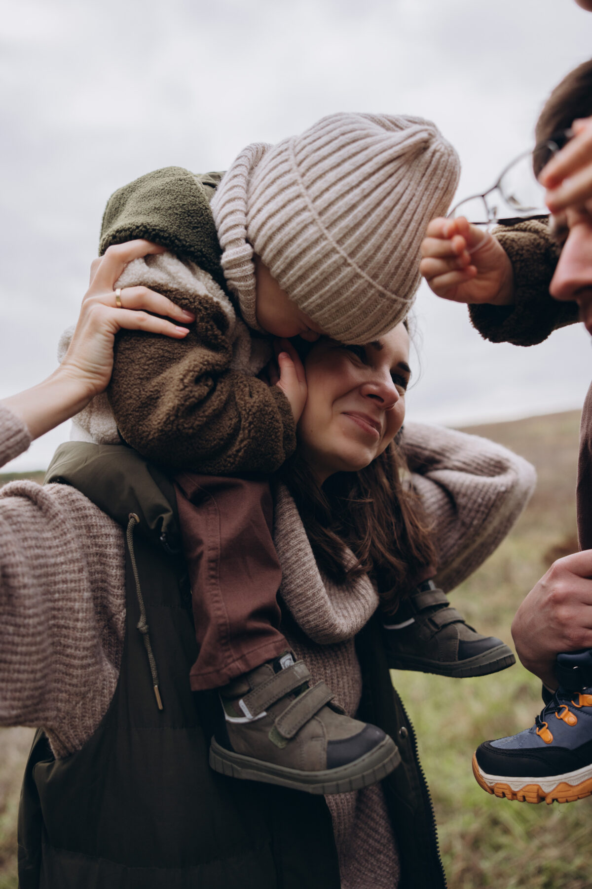 Beata z rodziną sesja rodzinna plenerowa fotograf poznań Katarzyna Kitajgrodzka Falrra ()