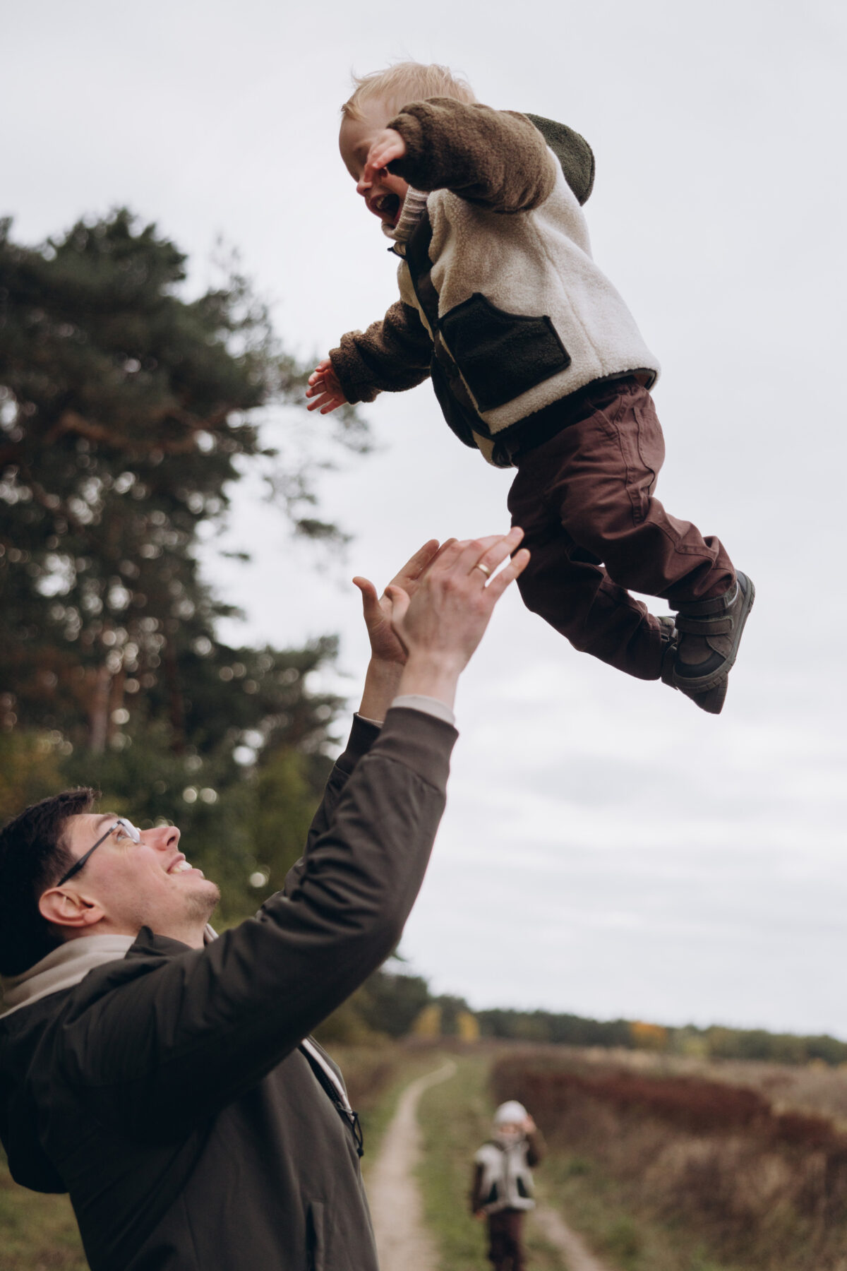 Beata z rodziną sesja rodzinna plenerowa fotograf poznań Katarzyna Kitajgrodzka Falrra ()