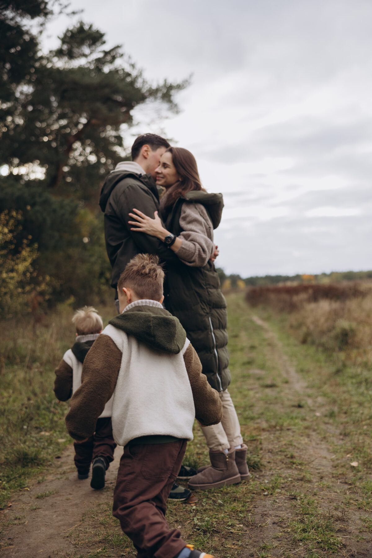 Beata z rodziną sesja rodzinna plenerowa fotograf poznań Katarzyna Kitajgrodzka Falrra ()