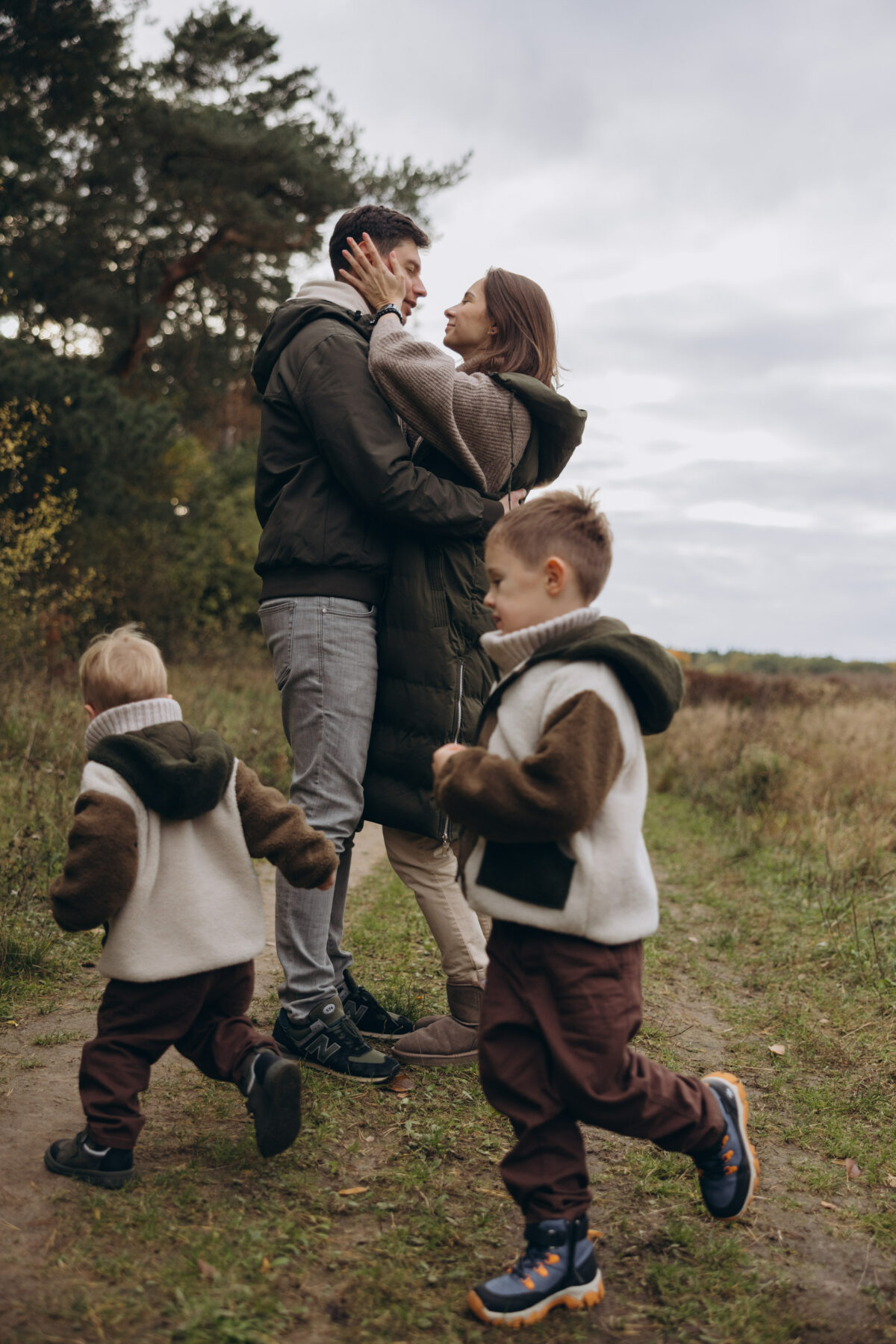 Beata z rodziną sesja rodzinna plenerowa fotograf poznań Katarzyna Kitajgrodzka Falrra ()
