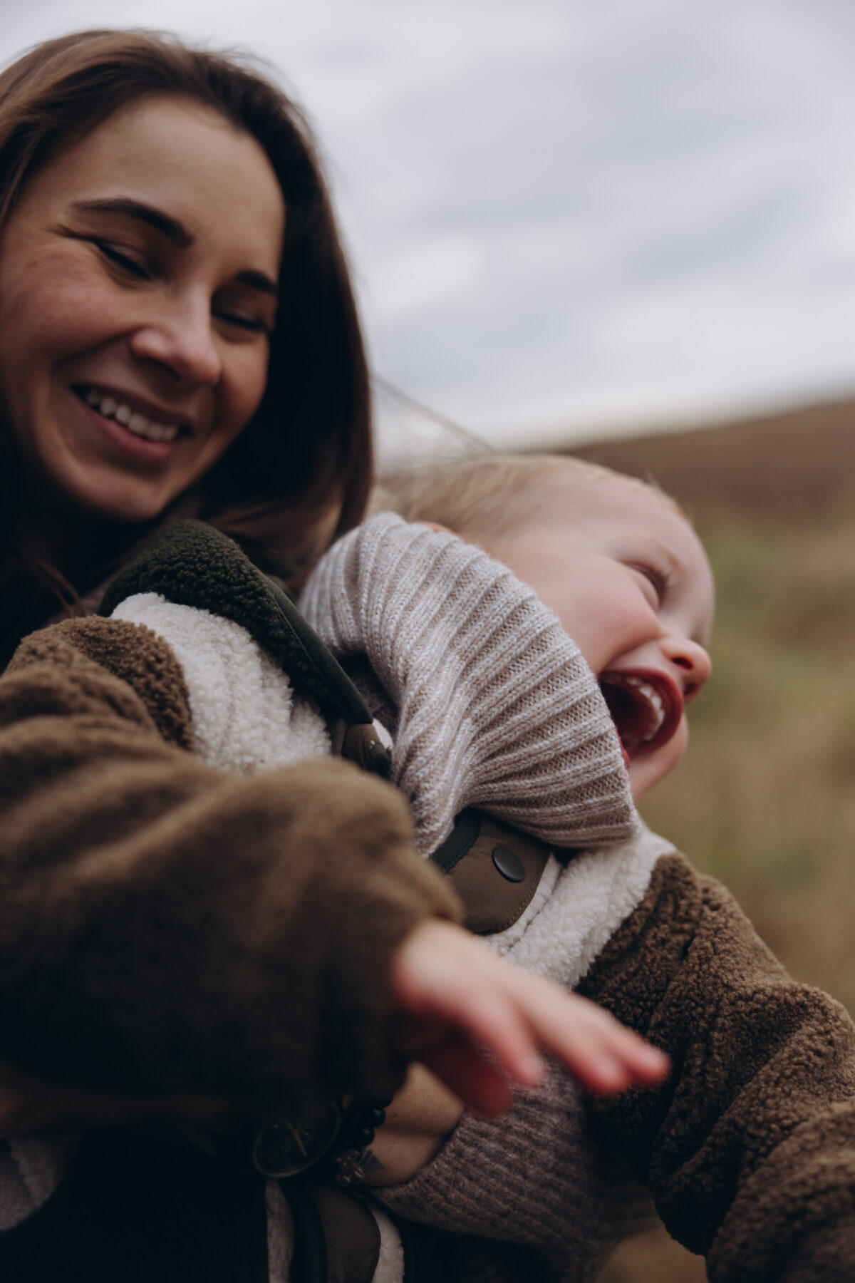 Beata z rodziną sesja rodzinna plenerowa fotograf poznań Katarzyna Kitajgrodzka Falrra ()
