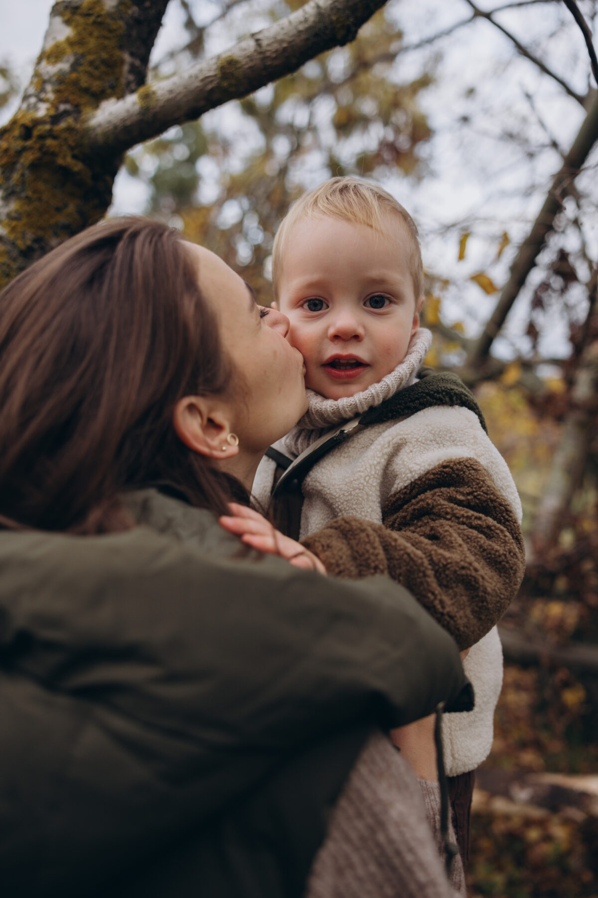Beata z rodziną sesja rodzinna plenerowa fotograf poznań Katarzyna Kitajgrodzka Falrra ()