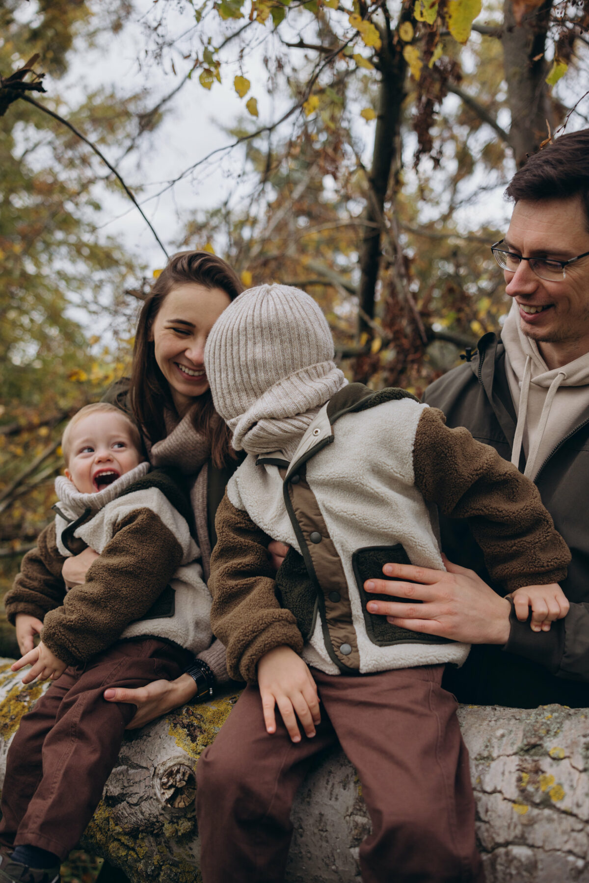 Beata z rodziną sesja rodzinna plenerowa fotograf poznań Katarzyna Kitajgrodzka Falrra ()