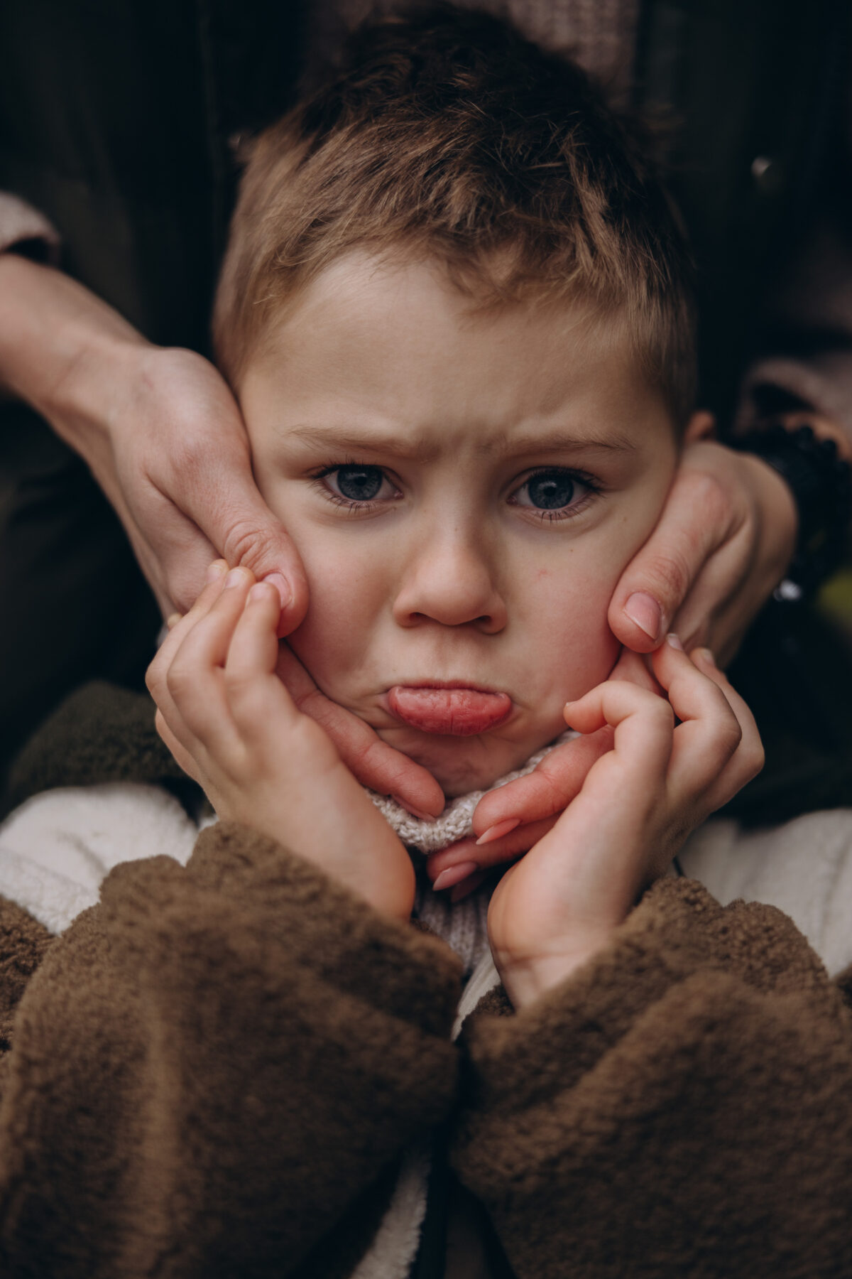 Beata z rodziną sesja rodzinna plenerowa fotograf poznań Katarzyna Kitajgrodzka Falrra ()