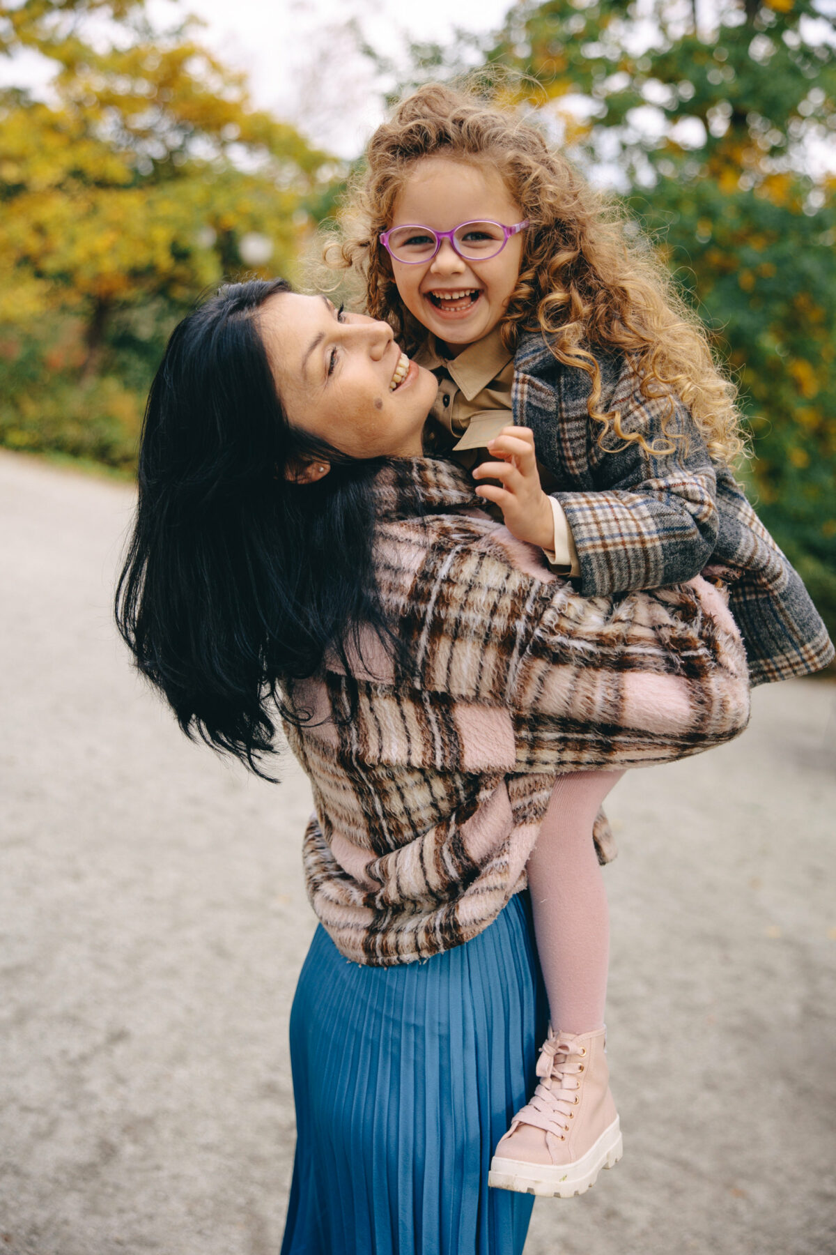 Iza z rodziną sesja rodzinna plenerowa Poznań Fotograf Poznań katarzyna Kitajgrodzka Flarra Lusówko Lusowo ()
