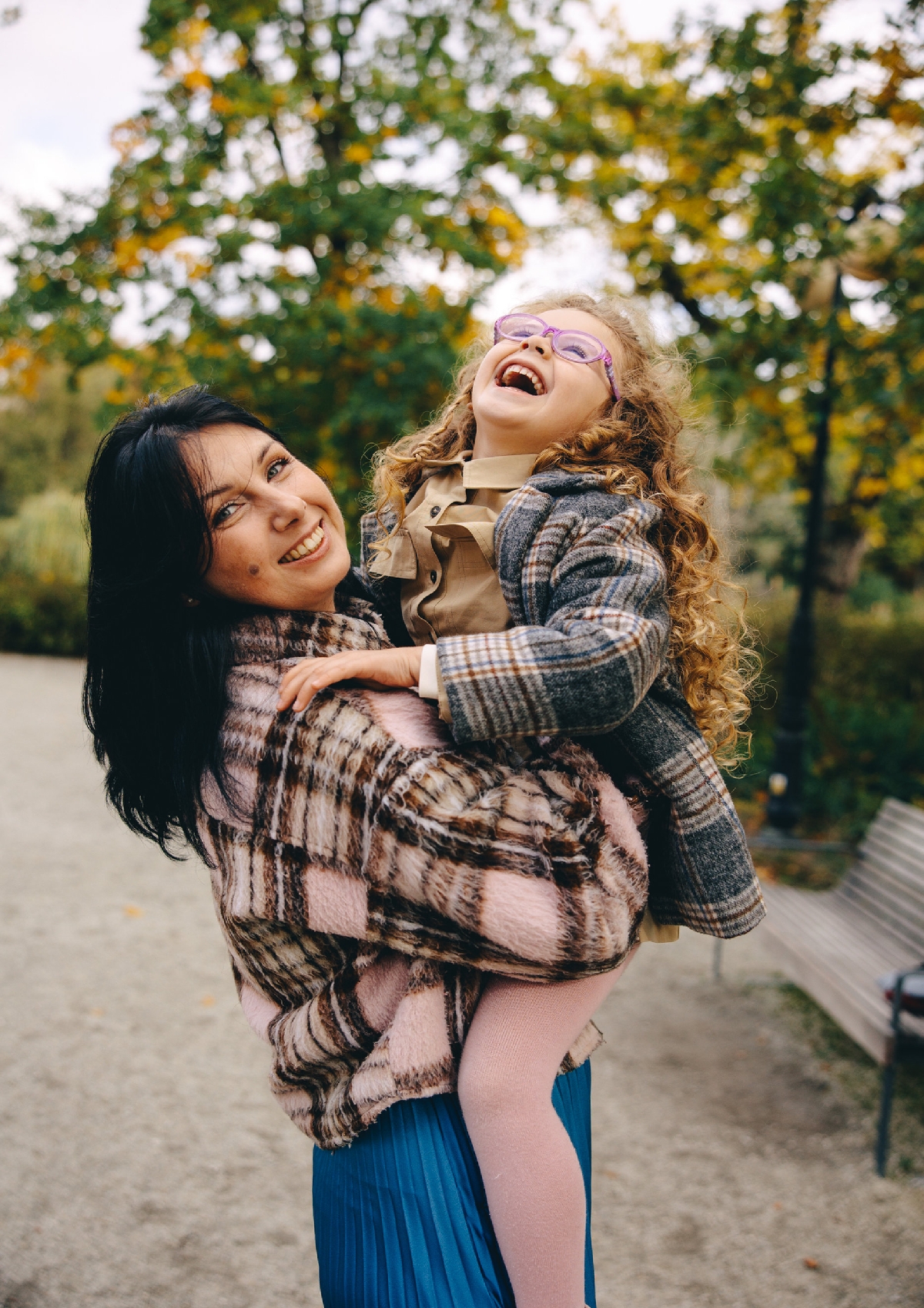 Iza z rodziną sesja rodzinna plenerowa Poznań Fotograf Poznań katarzyna Kitajgrodzka Flarra Lusówko Lusowo ()