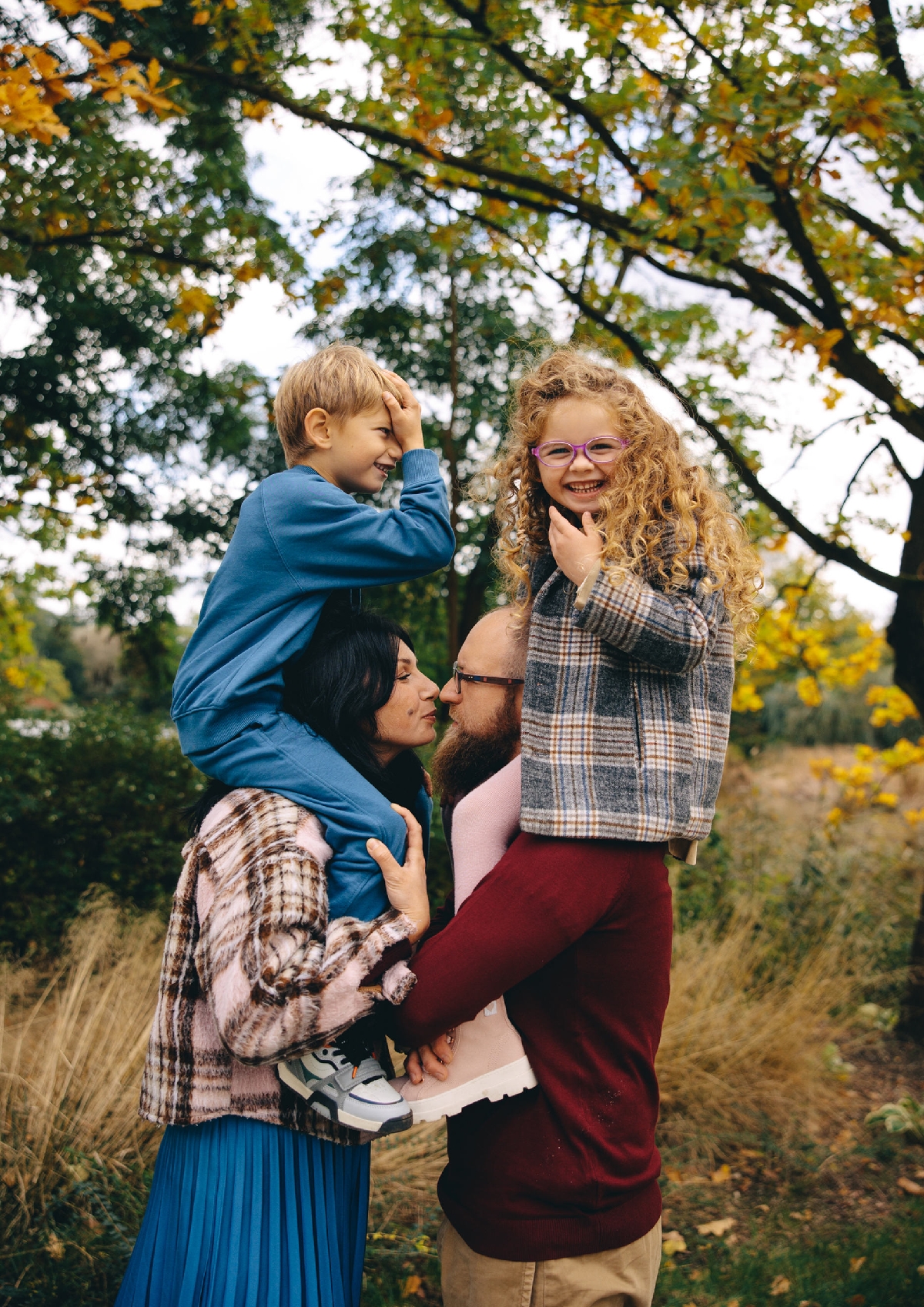 Iza z rodziną sesja rodzinna plenerowa Poznań Fotograf Poznań katarzyna Kitajgrodzka Flarra Lusówko Lusowo ()