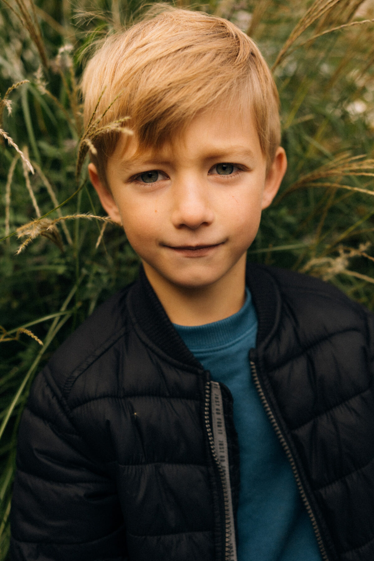 Iza z rodziną sesja rodzinna plenerowa Poznań Fotograf Poznań katarzyna Kitajgrodzka Flarra Lusówko Lusowo ()