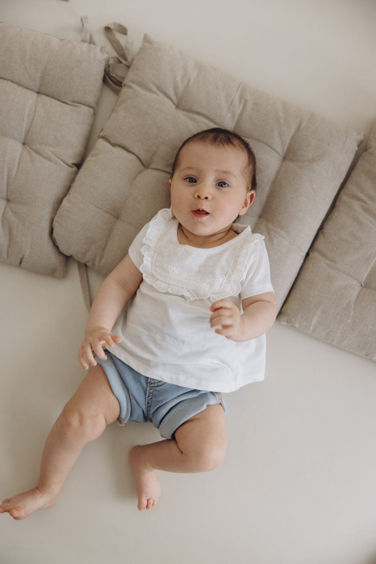 Milena i Elena sesja rodzinna w studio Lusówko Lusowo Poznań fotograf Katarzyna Kitajgrodzka Flarra ()