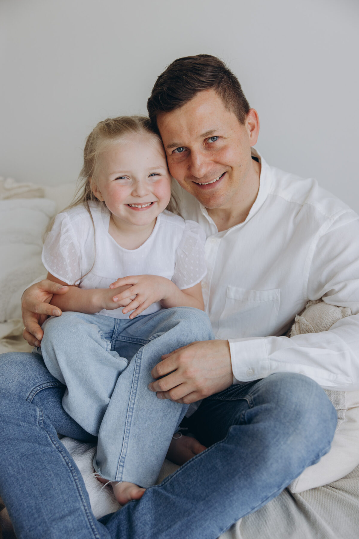 Milena i Elena sesja rodzinna w studio Lusówko Lusowo Poznań fotograf Katarzyna Kitajgrodzka Flarra ()