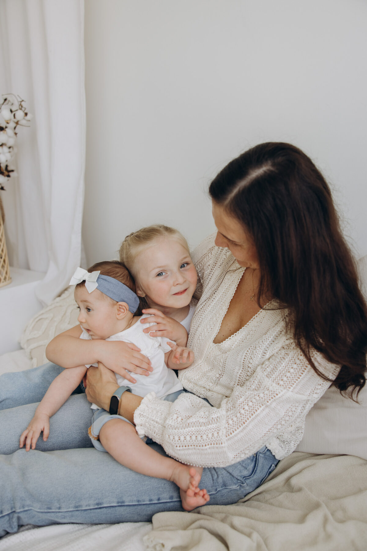 Milena i Elena sesja rodzinna w studio Lusówko Lusowo Poznań fotograf Katarzyna Kitajgrodzka Flarra ()