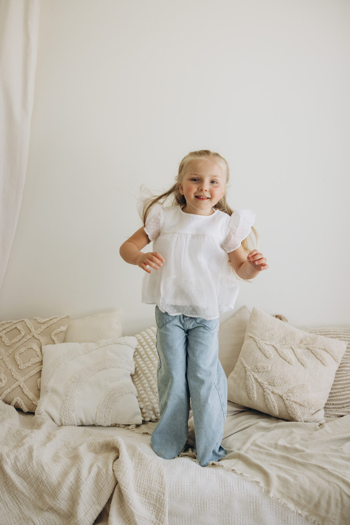 Milena i Elena sesja rodzinna w studio Lusówko Lusowo Poznań fotograf Katarzyna Kitajgrodzka Flarra ()