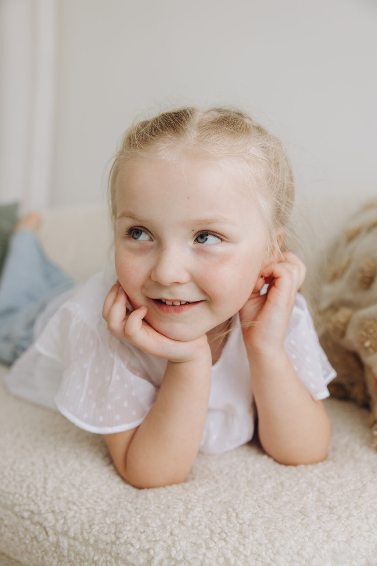 Milena i Elena sesja rodzinna w studio Lusówko Lusowo Poznań fotograf Katarzyna Kitajgrodzka Flarra ()