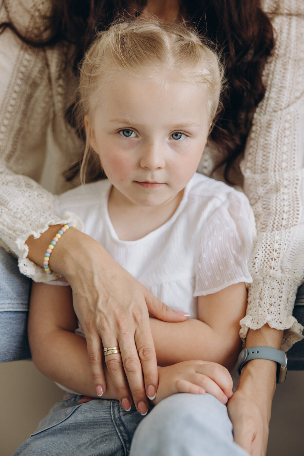 Milena i Elena sesja rodzinna w studio Lusówko Lusowo Poznań fotograf Katarzyna Kitajgrodzka Flarra ()