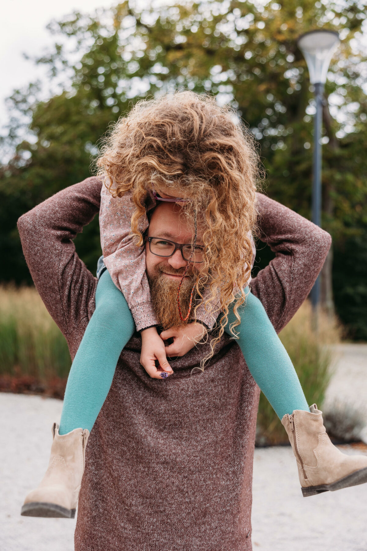 Plener miejski sesja rodzinna fotograf poznań Katarzyna Kitajgrodzka Flarra Lusowo Lusówko ()