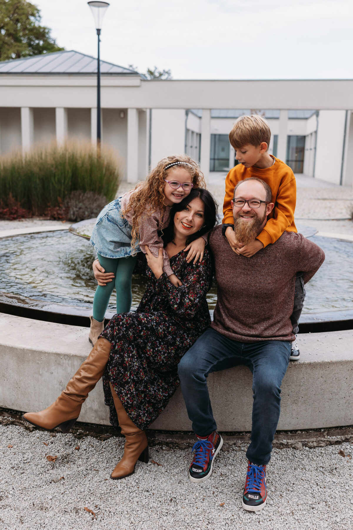 Plener miejski sesja rodzinna fotograf poznań Katarzyna Kitajgrodzka Flarra Lusowo Lusówko ()