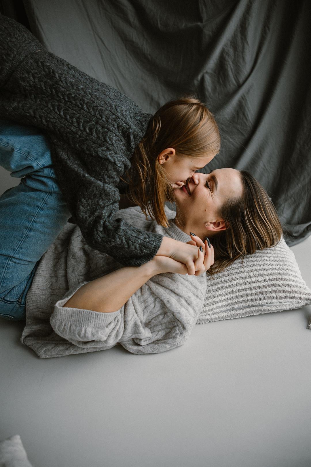 Sesja rodzinna w studio Lusowo Lusówko Poznań fotograf Katarzyna Kitajgrodzka Flarra ()