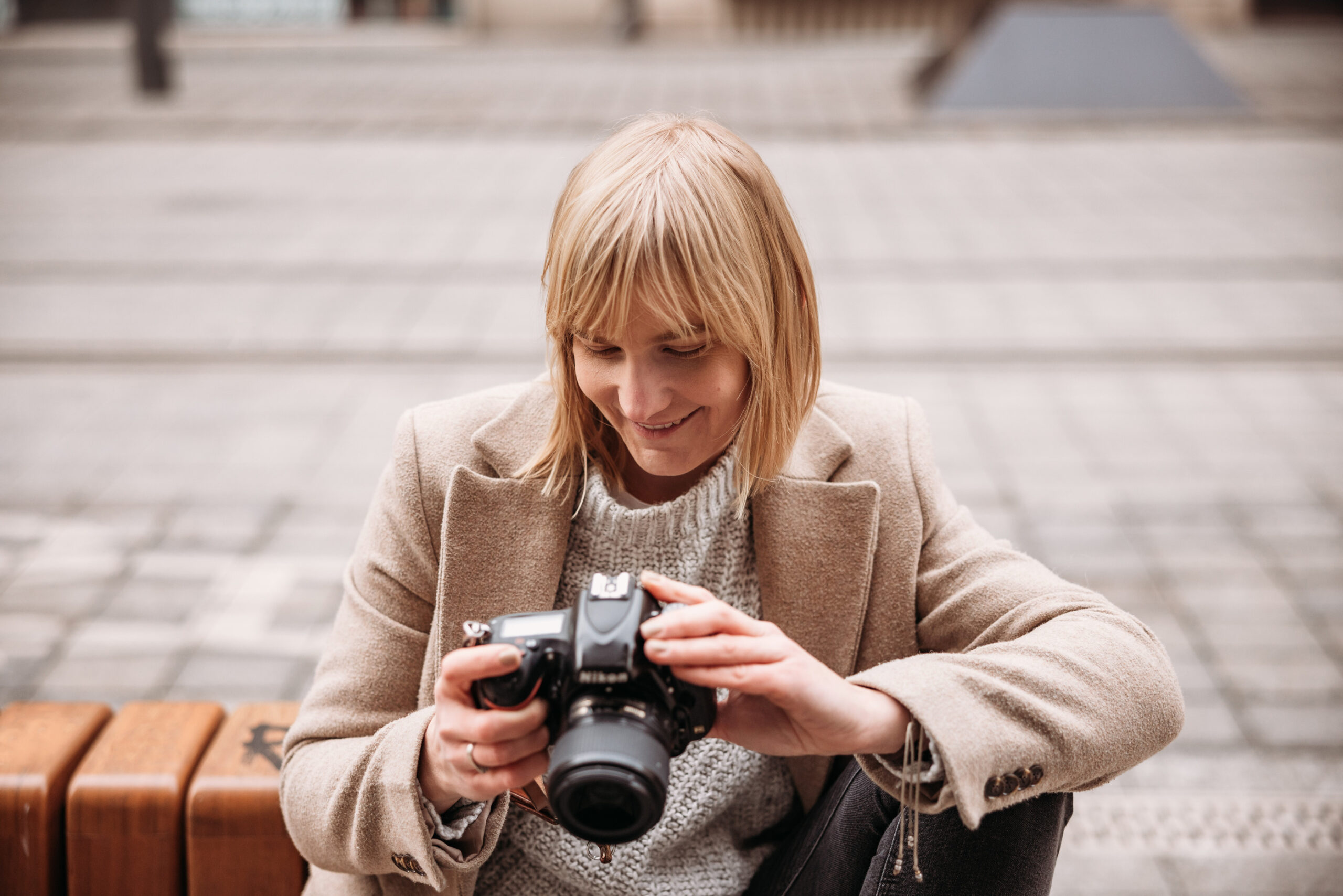 Weronika z rodziną sesja rodzinna w studio Poznań Lusowo Lusówko Fotograf Katarzyna Kitajgrodzka Flarra ()